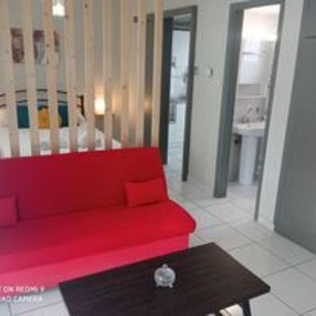 Lemon - Happyhostgr - Downtown Apartment Volos Ngoại thất bức ảnh