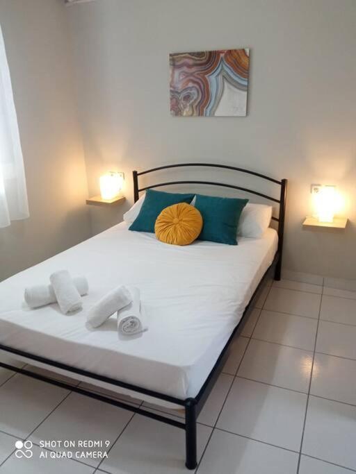 Lemon - Happyhostgr - Downtown Apartment Volos Ngoại thất bức ảnh