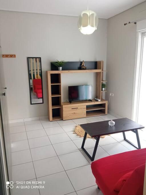 Lemon - Happyhostgr - Downtown Apartment Volos Ngoại thất bức ảnh