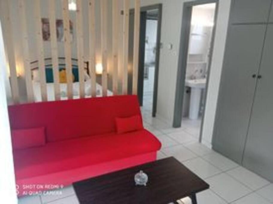 Lemon - Happyhostgr - Downtown Apartment Volos Ngoại thất bức ảnh